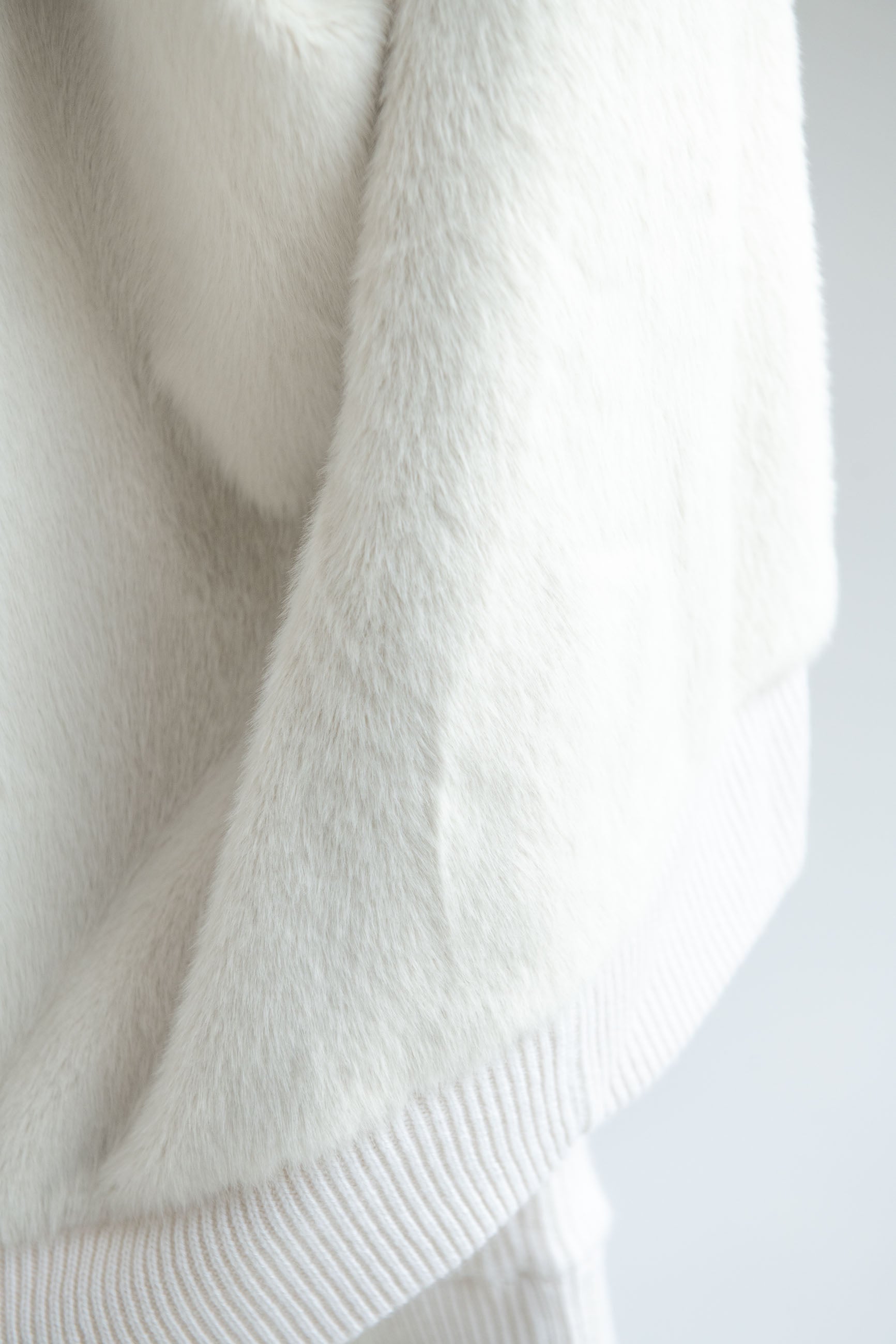 Off-white cashmere knitted bomber with fur - Made in Italy